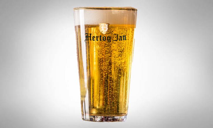 Uiltje bierglas op voet